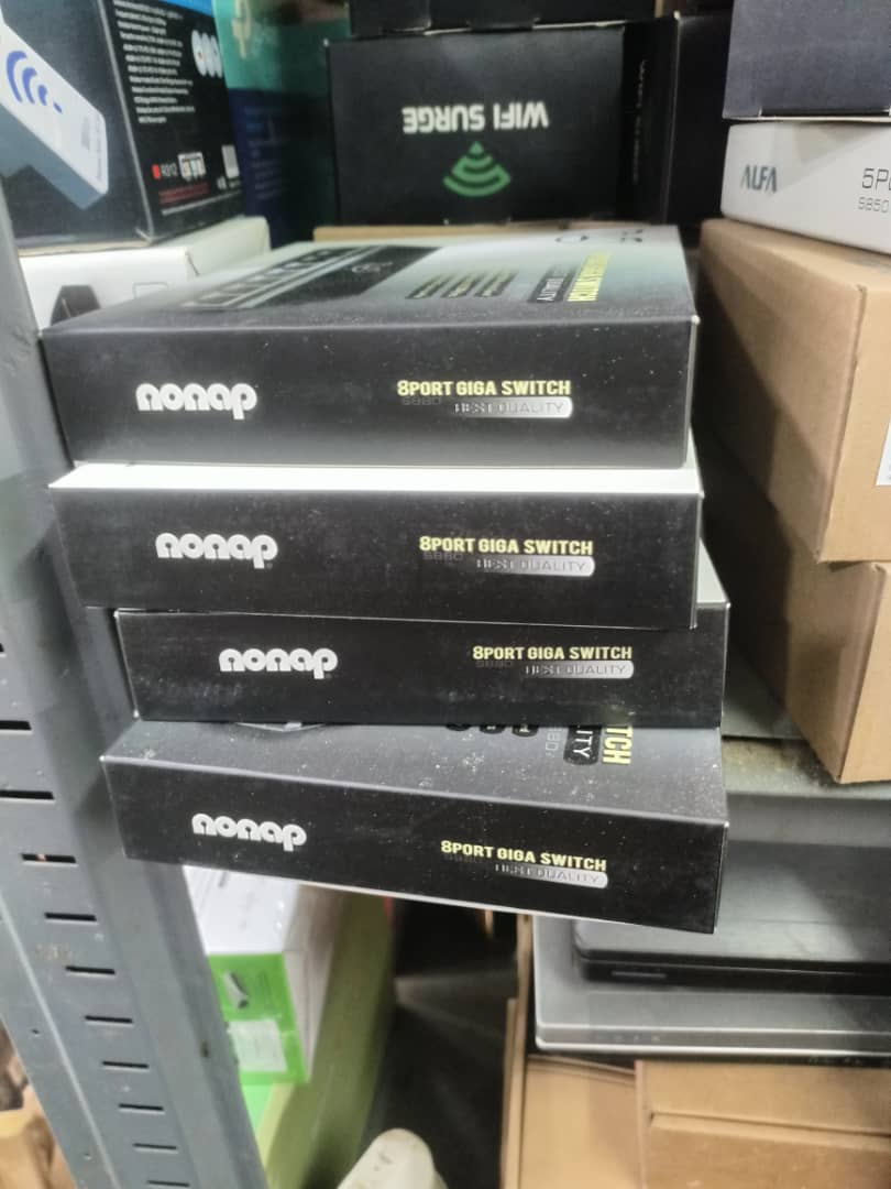 SWITCH 8 PORTS GIGABITTE